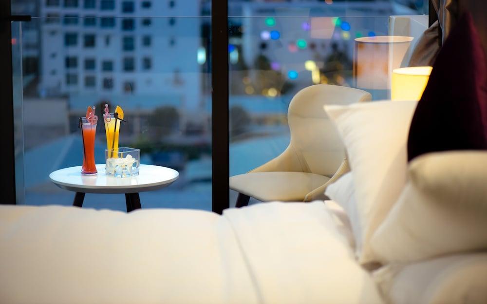 Hotel Aria Grand & Da Nang